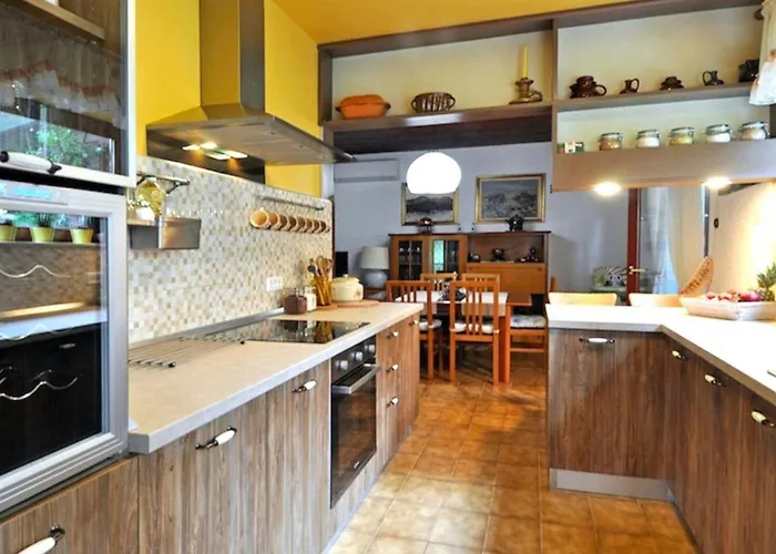 Botanica By Guide Villa Pjescana Uvala