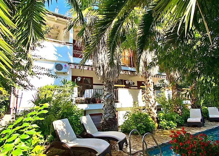 Botanica By Guide Villa