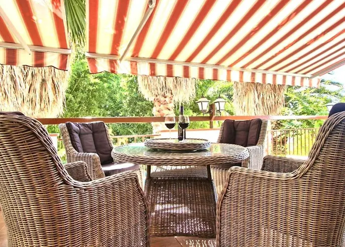 Botanica By Guide Villa