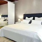 Villa Botanica By Guide Pjescana Uvala