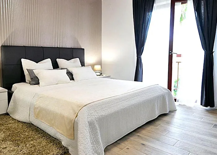 Villa Botanica By Guide Pjescana Uvala